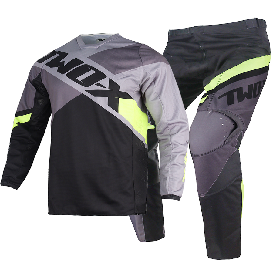 Set Completo di Abbigliamento  - Cycling Gear Kids recensione e prezzo